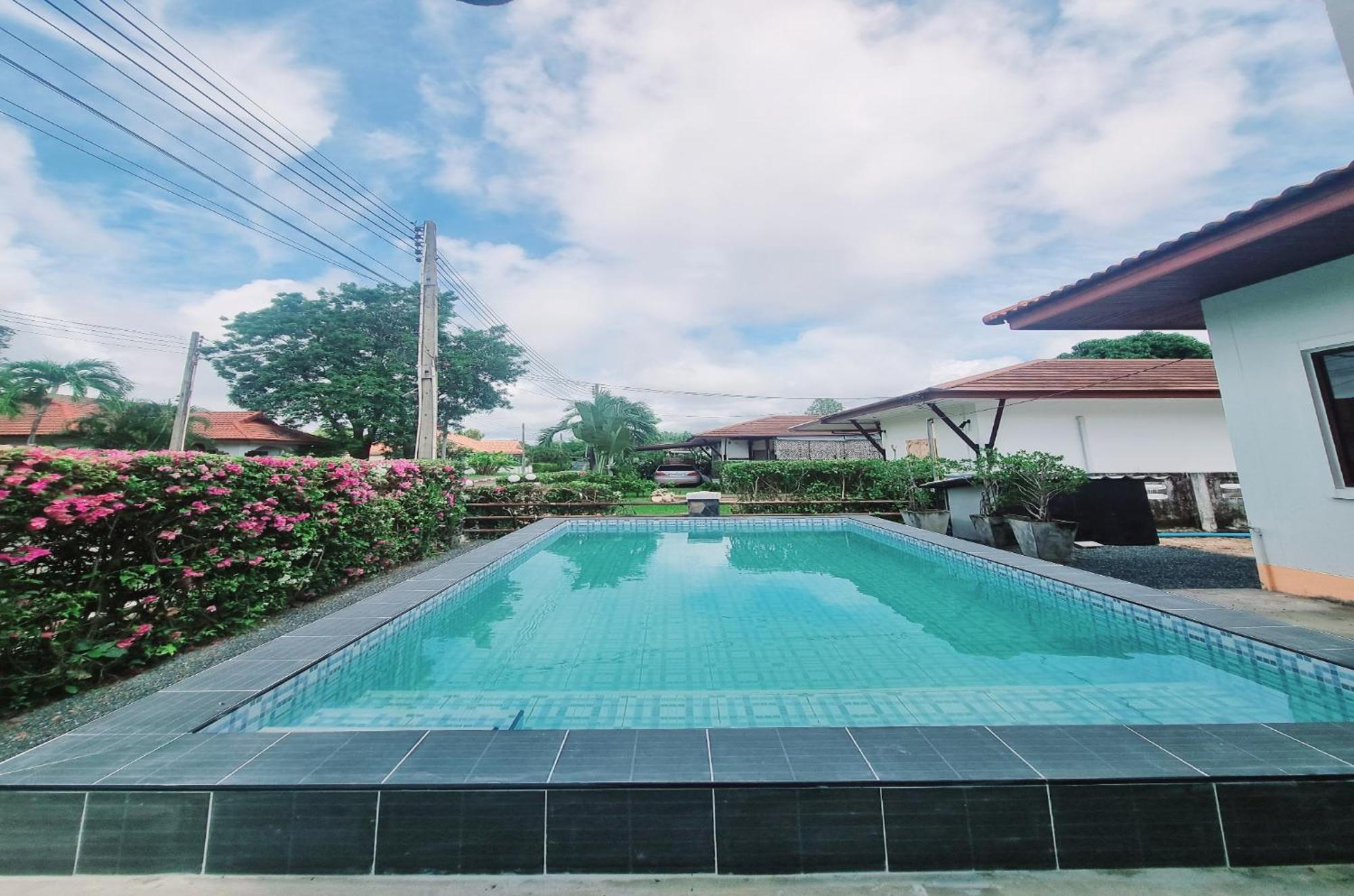 Mae Rampung Beach House Pool Villa رايونغ المظهر الخارجي الصورة